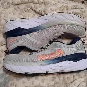 Hoka Bondi 7
